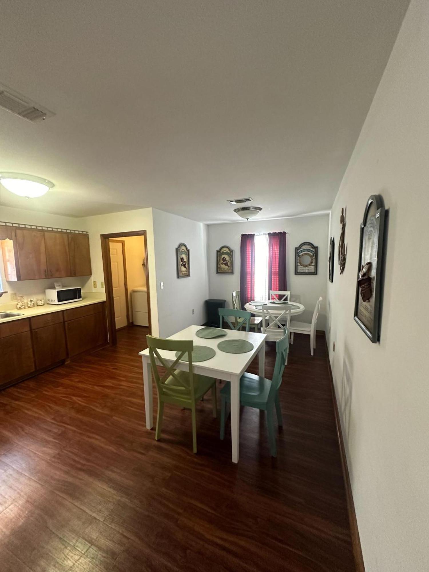 Brilliant In Bellview-Back Unit-- Mins To Nas Pensacola, Beach, Shopping 外观 照片