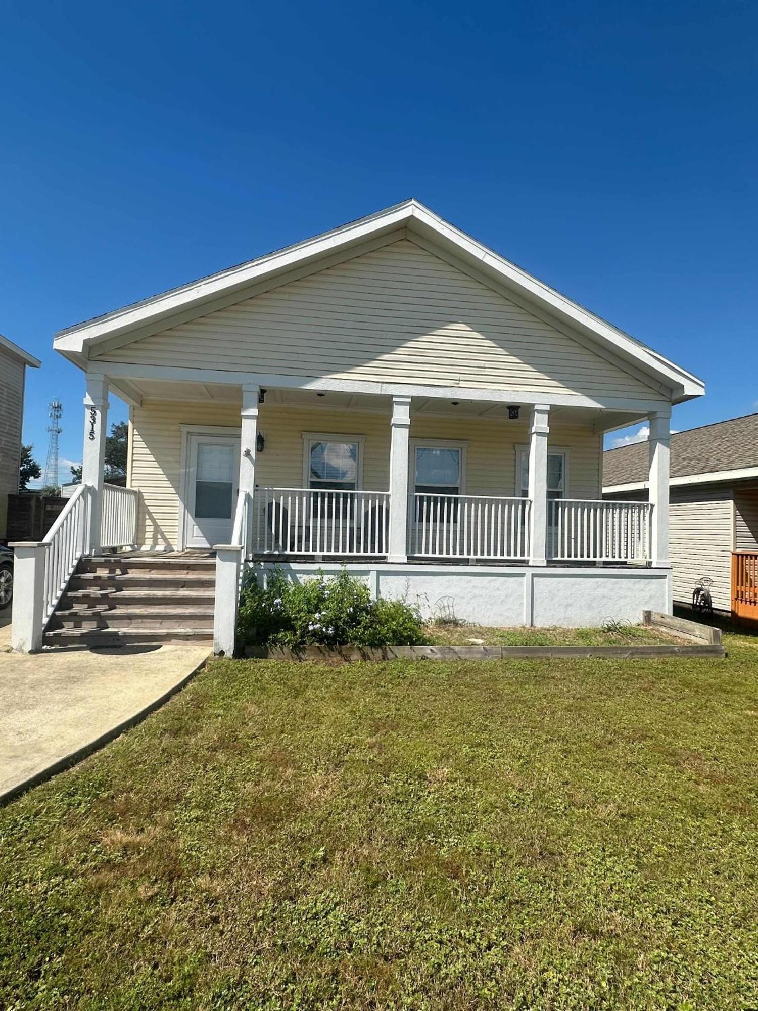 Brilliant In Bellview-Back Unit-- Mins To Nas Pensacola, Beach, Shopping 外观 照片